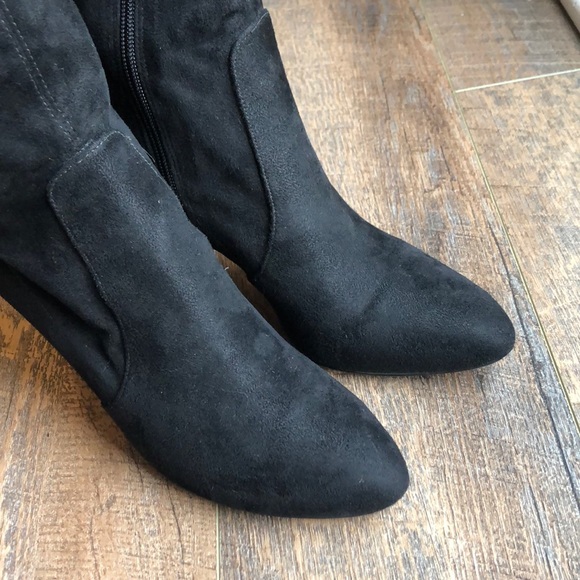 Ivanka Trump Tall Black Boots - Picture 3 of 8